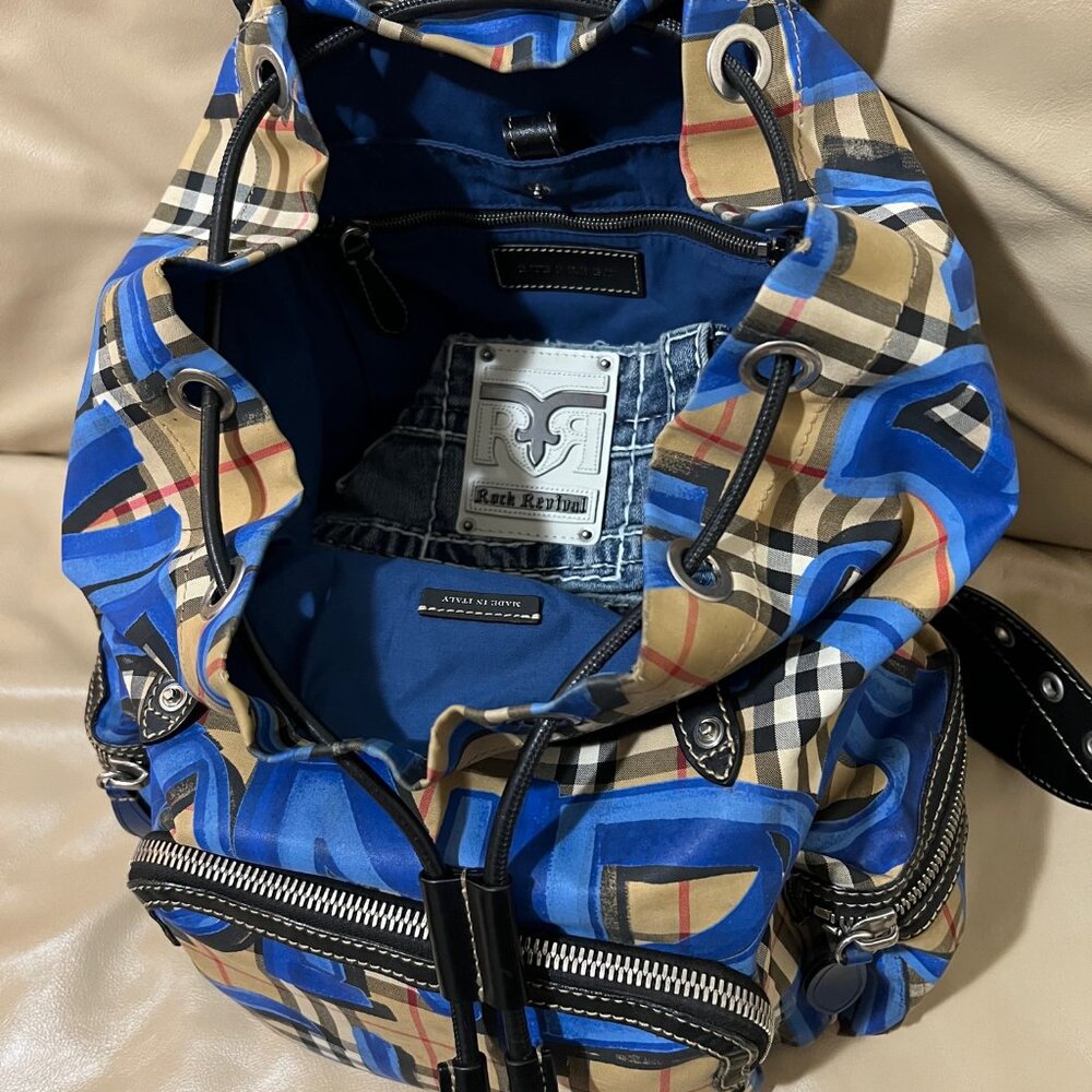 Burberry Blue Graffiti Rucksack - Picture 5 of 7